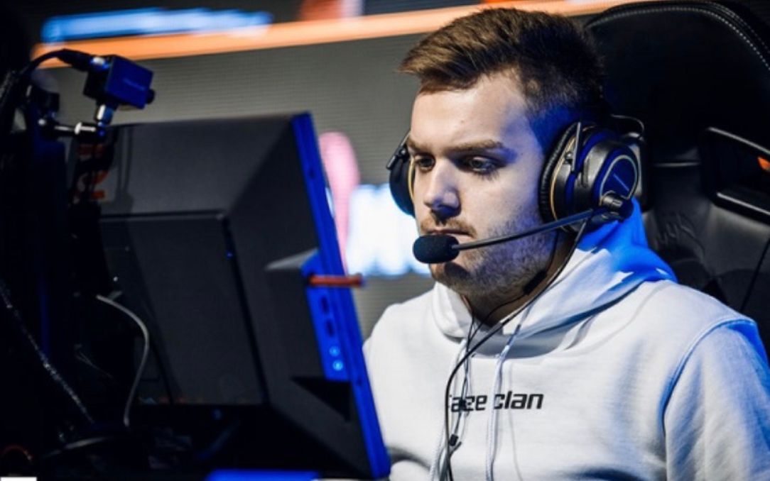 战歌起！Zhuo芮尔强势开四人 Rookie泽丽兜底 双方进决胜局